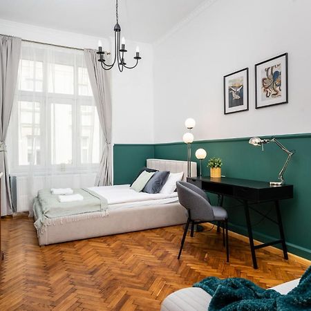 Classy Old Town Apartment - By Upstairs Kraków Exteriör bild