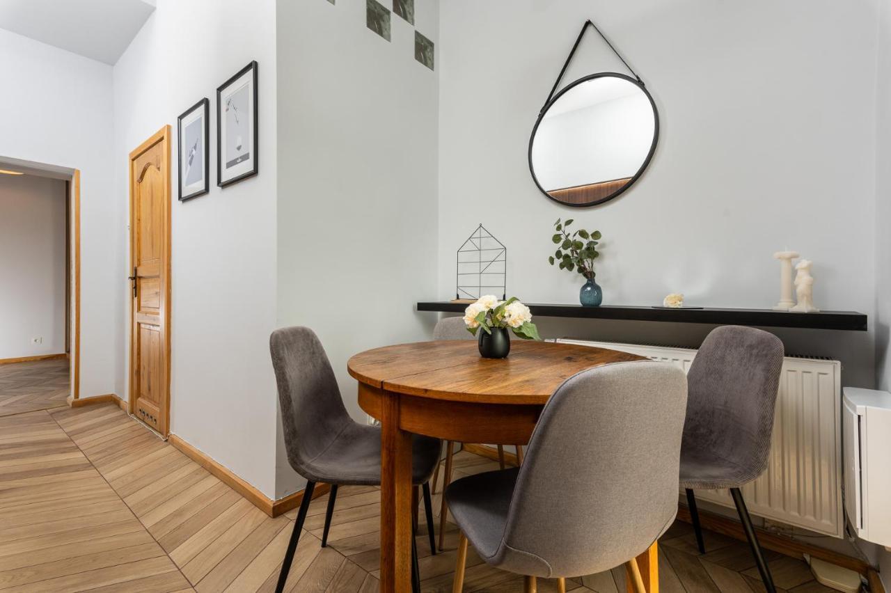 Classy Old Town Apartment - By Upstairs Kraków Exteriör bild